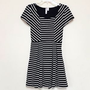 Alya Black & White Dress XS